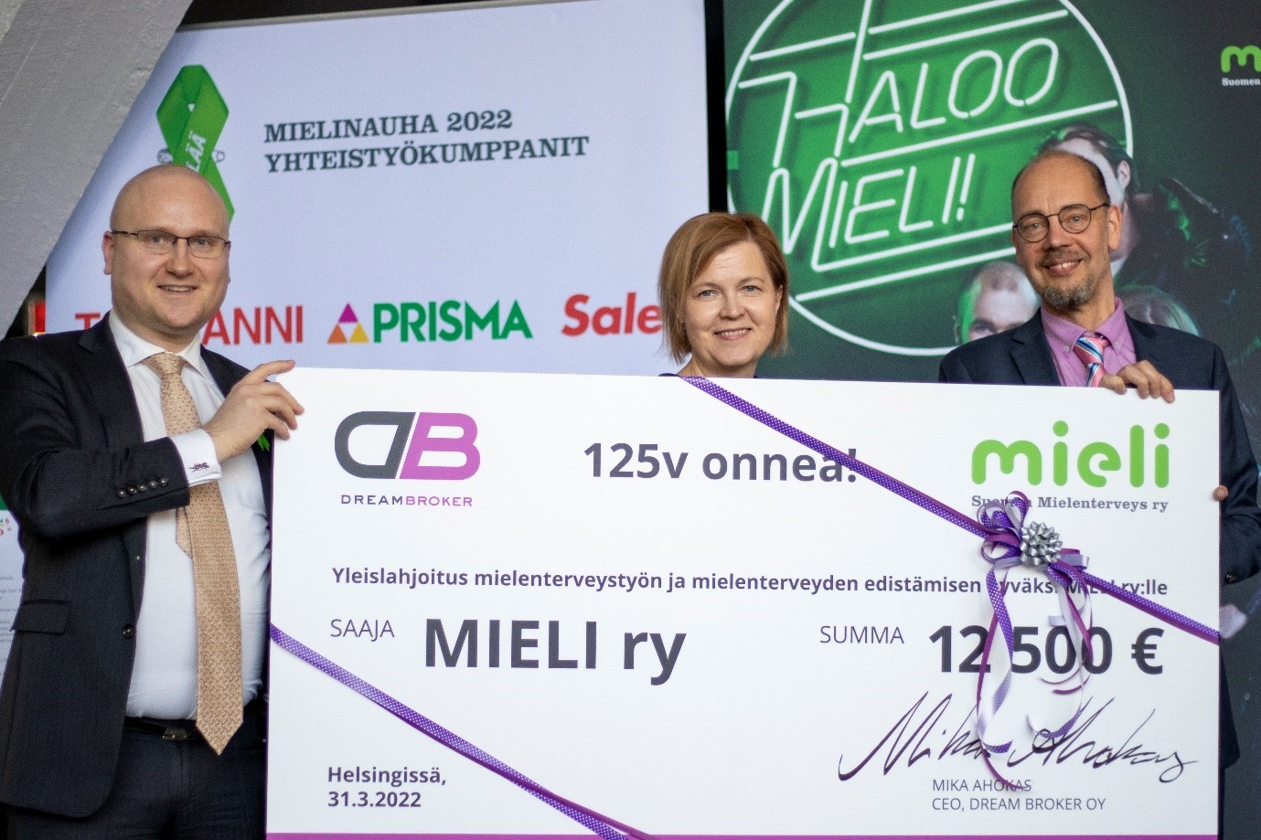Dream Broker makes 12 500 € donation to MIELI on their 125th anniversary
